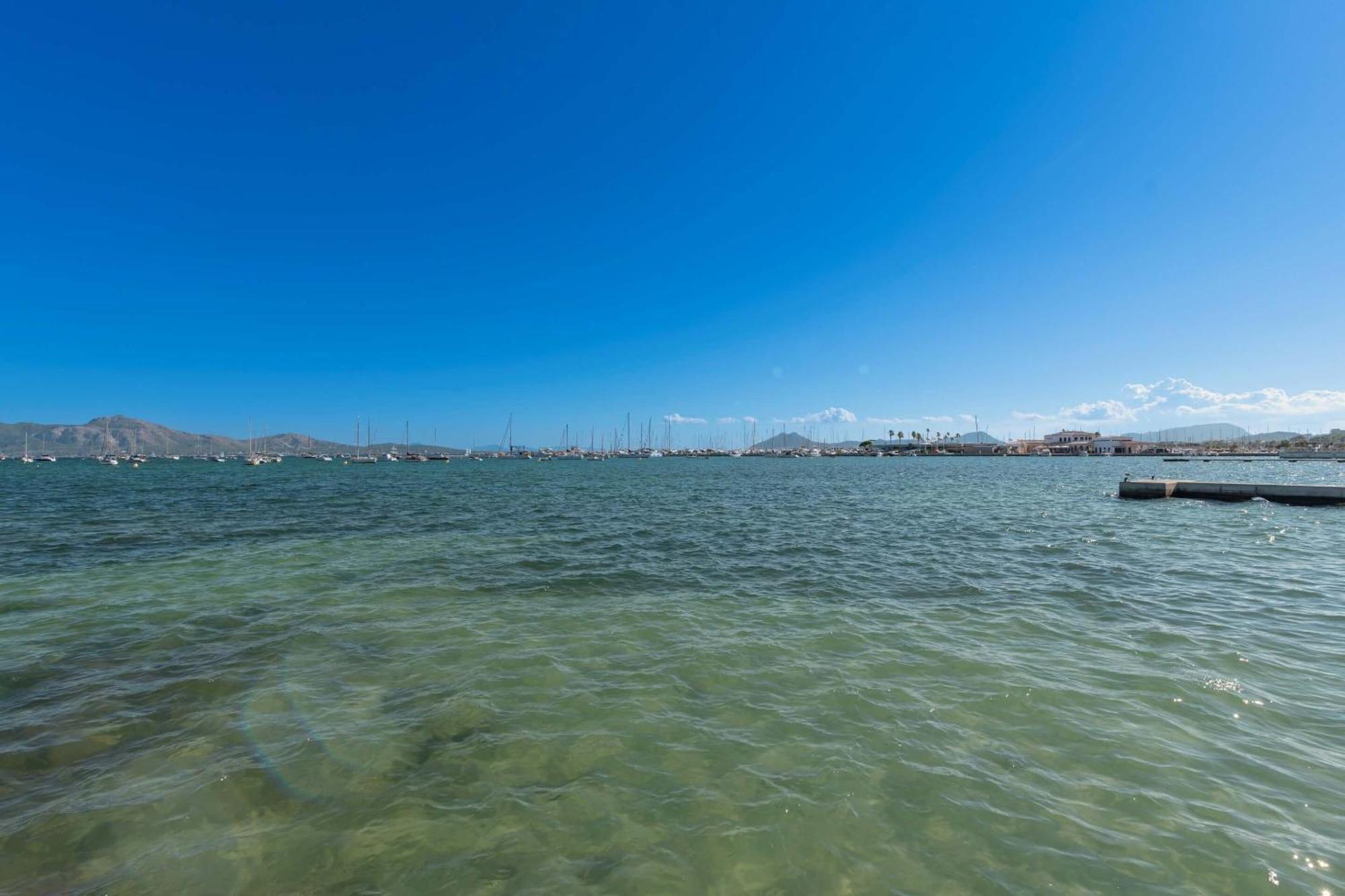 Vora Mar Beachfront Apartment By Sealand Villas Port de Pollença Eksteriør billede
