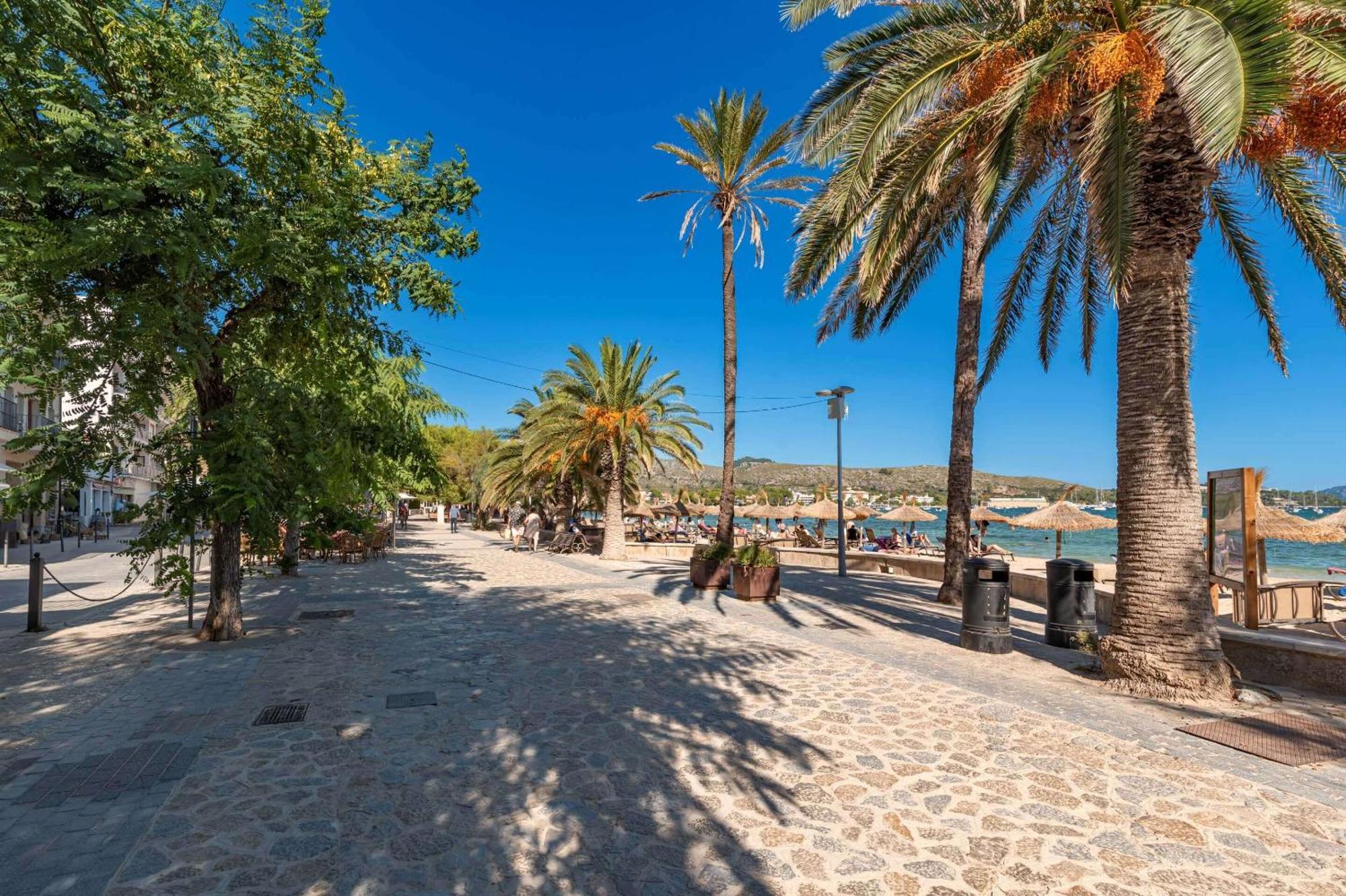 Vora Mar Beachfront Apartment By Sealand Villas Port de Pollença Eksteriør billede